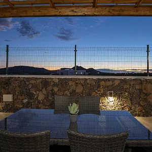 https://villa-elena-lajares.in-canary-islands.com